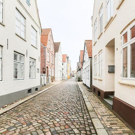 Apartmenthaus Theodor Storm - Unter Sternen Husum  Eksteriør billede