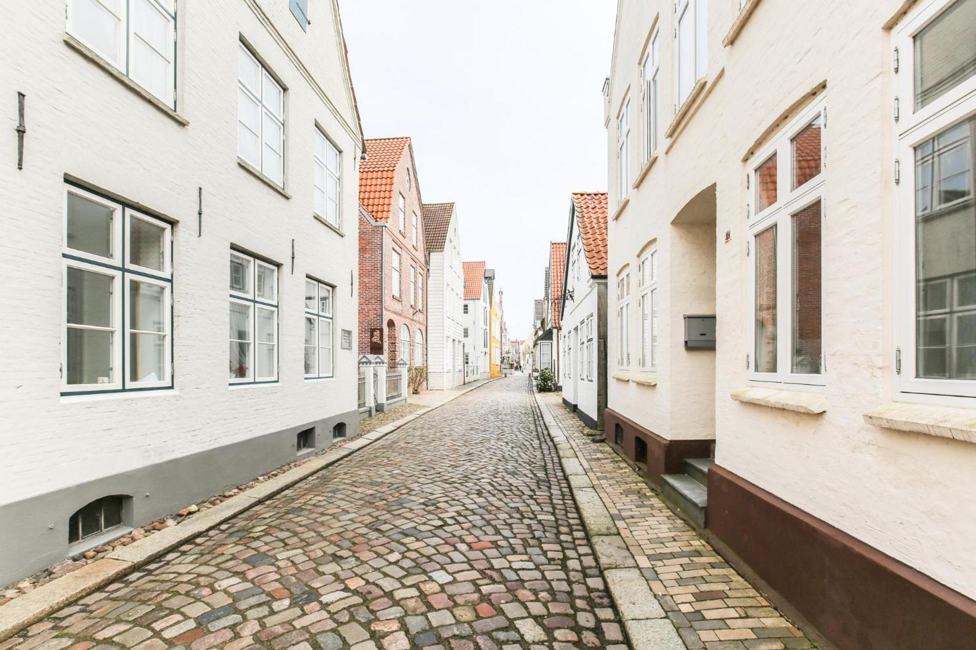 Apartmenthaus Theodor Storm - Unter Sternen Husum  Eksteriør billede